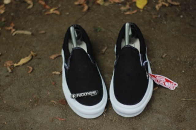 Vans Slip On OG Black White