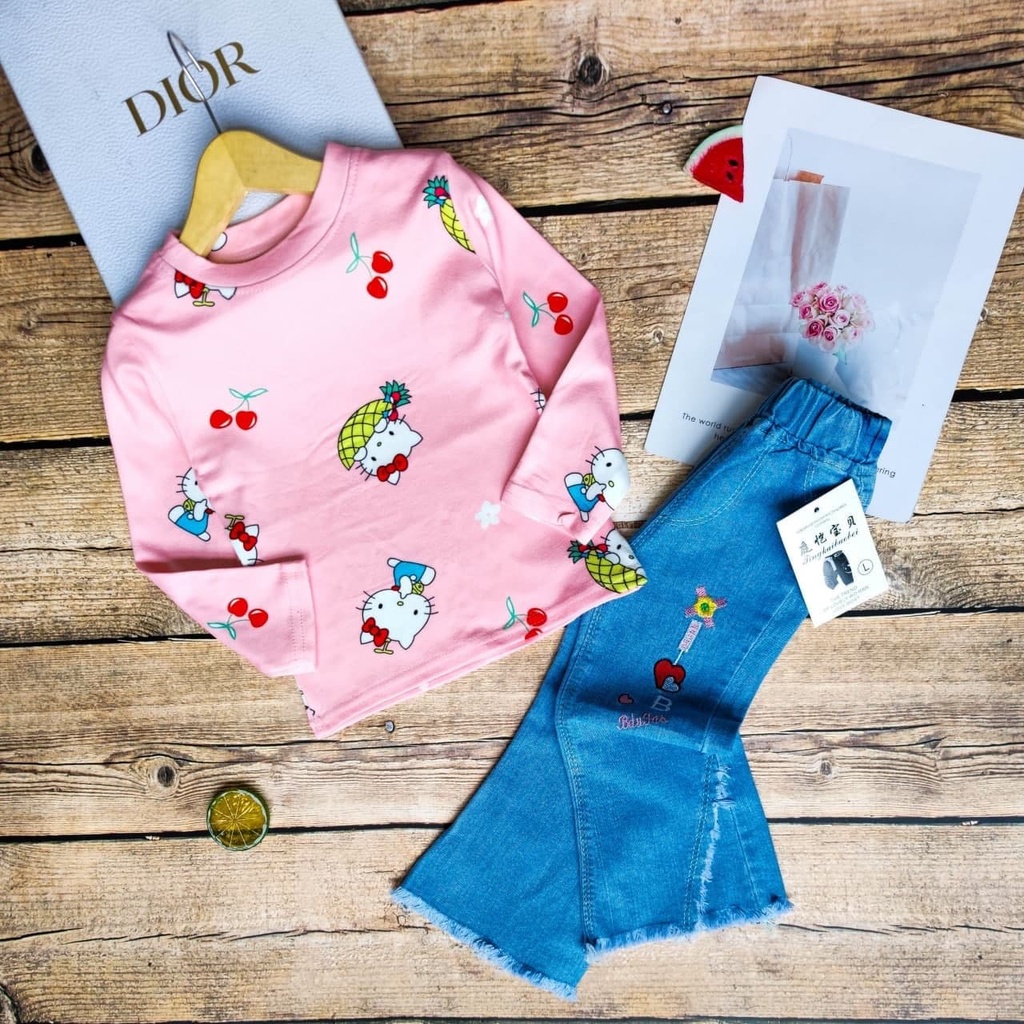 Promo !! Setelan anak perempuan import / Setelan bed kitty cherry ukuran 2-6 tahun