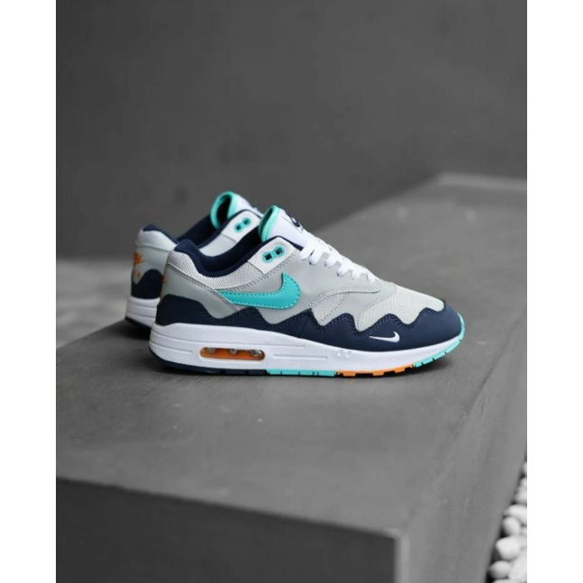 nke airmax 1 ice blue