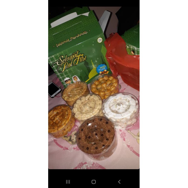 

Kue Kering Lebaran 6 in 1