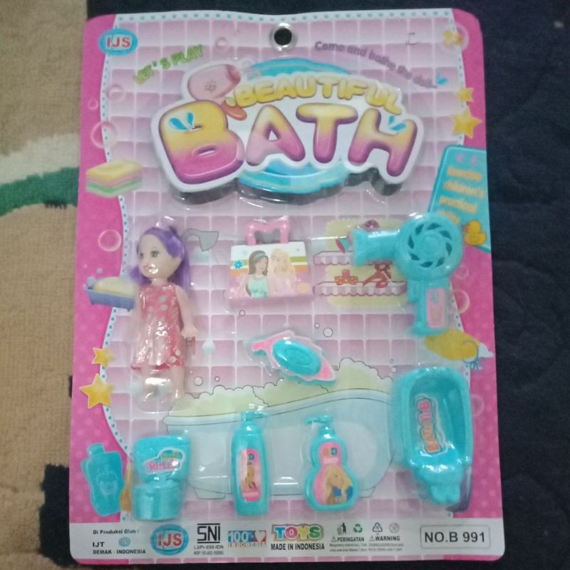 Mainan Boneka Barbie Beautiful Bath