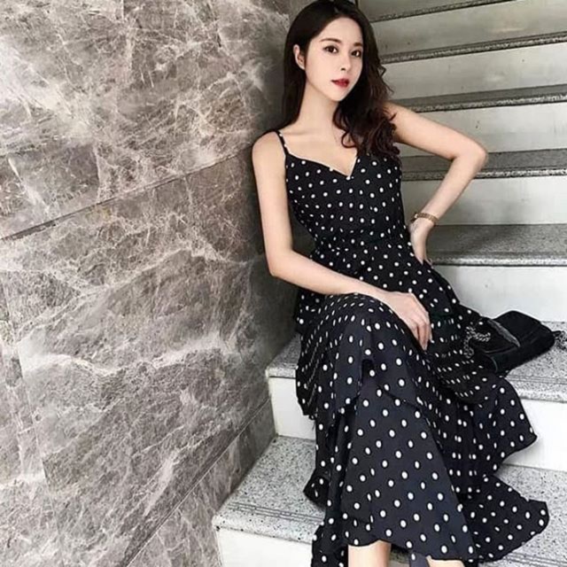 Ruffle long dress terusan panjang hitam dan putih CODE TG49-287