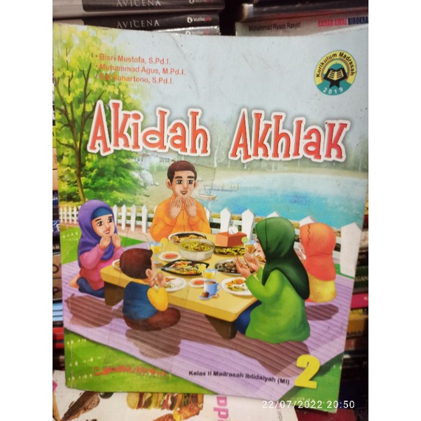 buku Akidah akhlak SD kelas 2 Yudhistira