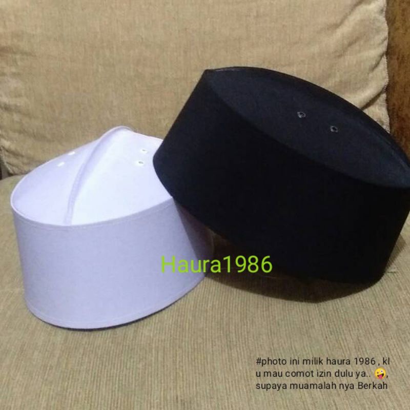 peci putih polos dan peci hitam polos super /peci assagofah