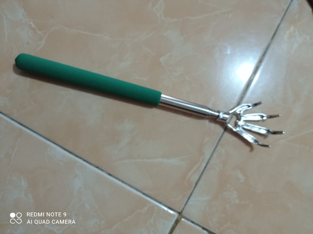 Termurah  Garukan Punggung Badan Murah Bisa Perpanjang Extendable Claw Scratcher Cakar Elang
