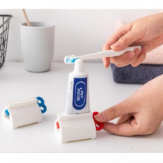 [CLASHOP]Dispenser Odol - Tooth Paste Holder / Penjepit Pasta Gigi Model Putar