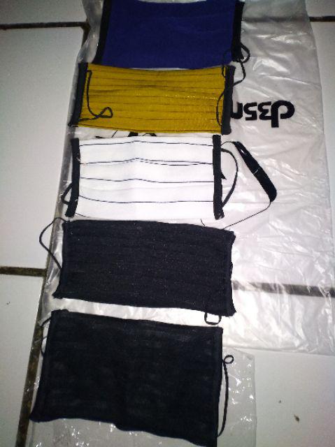 Masker Kain 2ply Bahan Plisket Bisa Selip Tisu