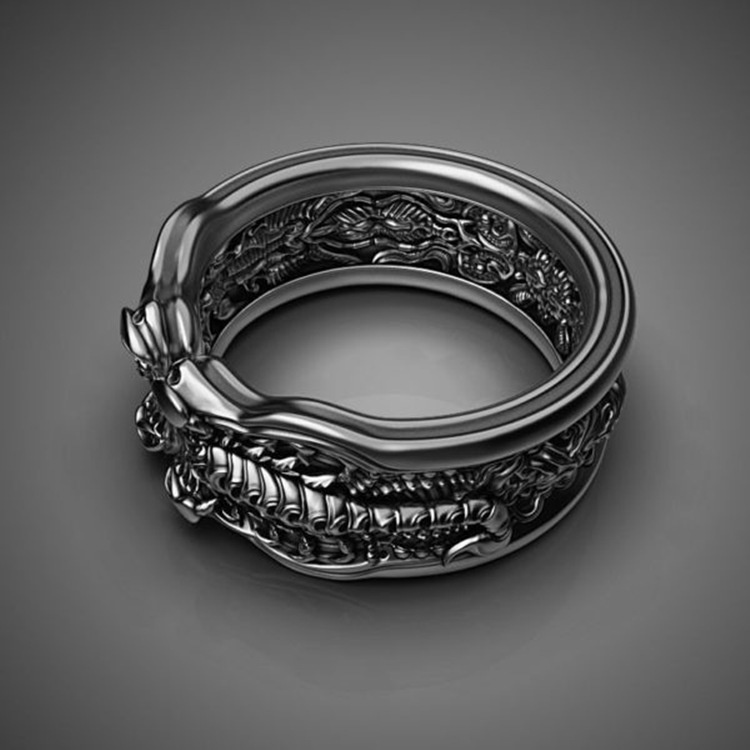 Cincin Desain Ukiran Kalajengking Bahan Stainless Steel Warna Hitam