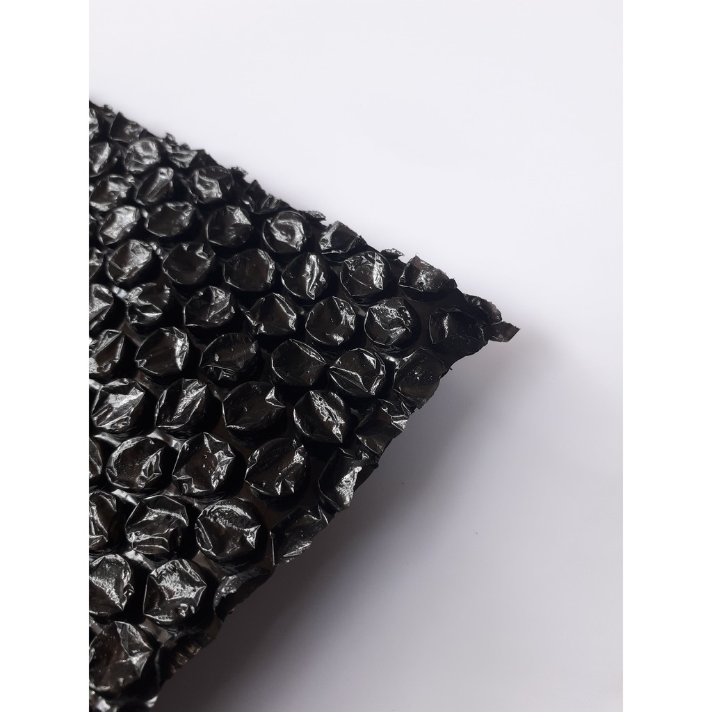 

Extra Bubble Wrap untuk Packing Aman