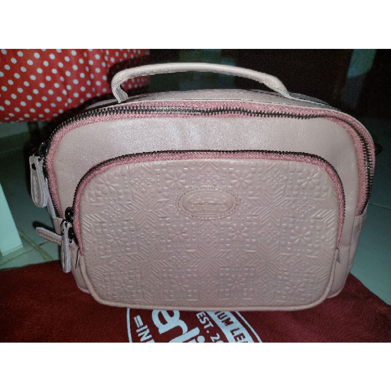 Berliano Sidney Salem Songket