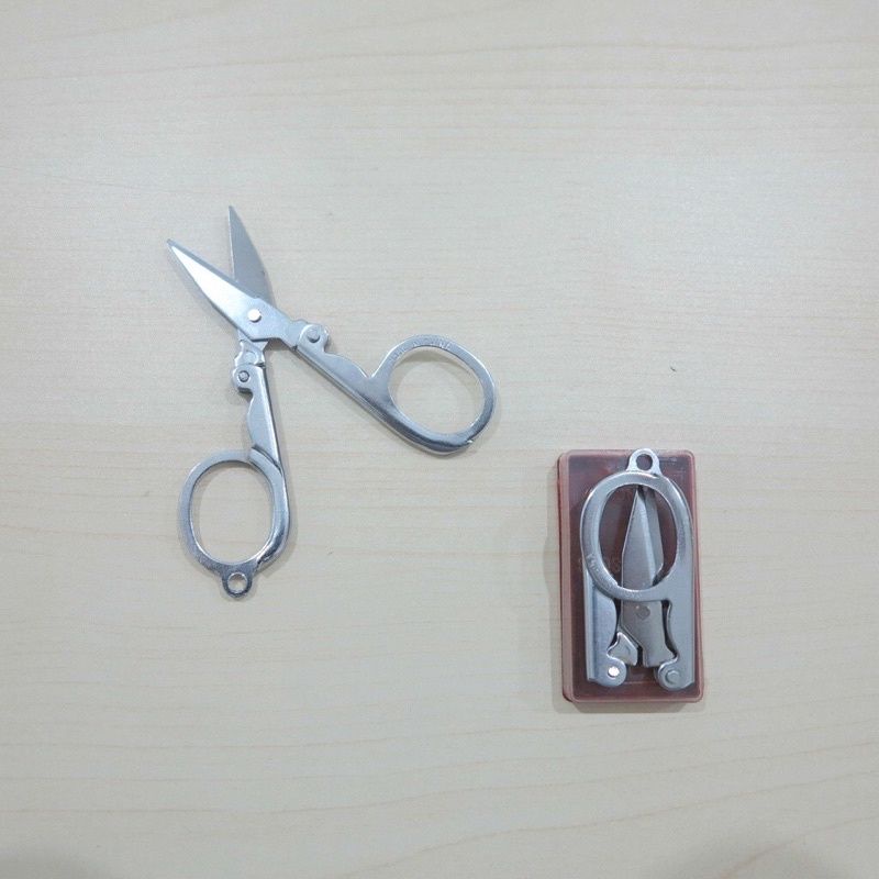 

L1 GUNTING LIPAT/ GUNTING JADUL / GUNTING KECIL