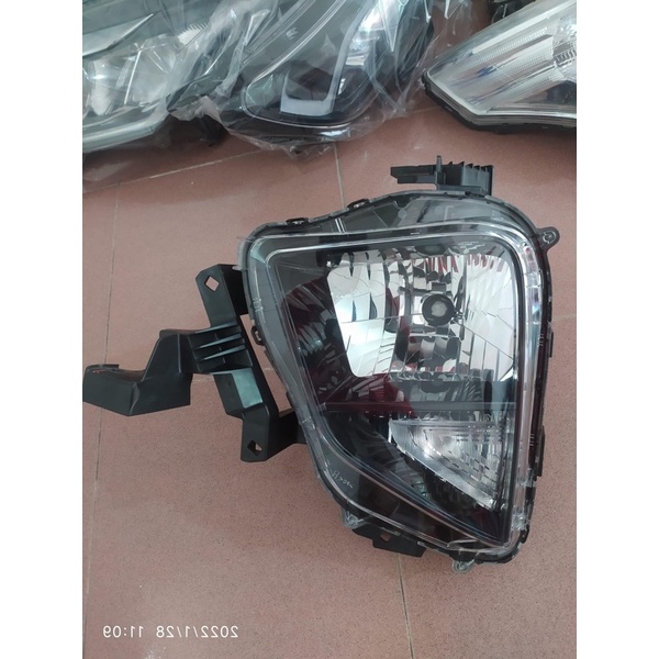 Headlamp Lampu Depan Mitsubishi Xpander Original