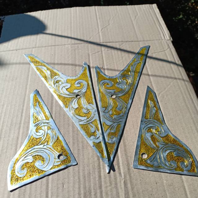 Pemanis rangka vixion ukir