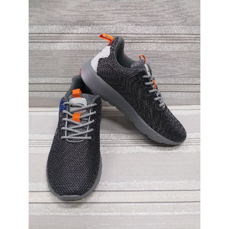 Sepatu Hi Tec Tempest