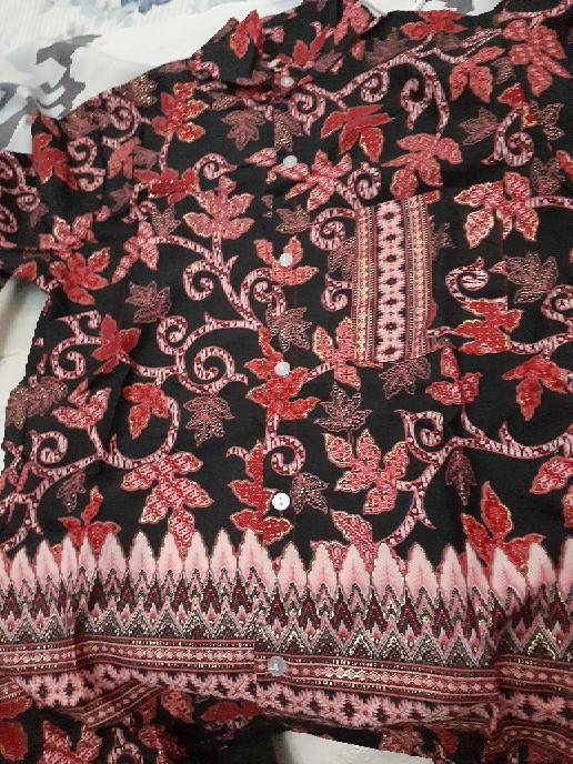 Real Pict! Kemeja Pria Batik Katun Silk Prada Motif Mengkilat Best Seller (14 Motif) Pasti