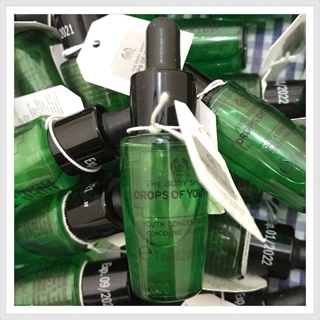 The body shop Drop Of YOUTH concentrat 7ML