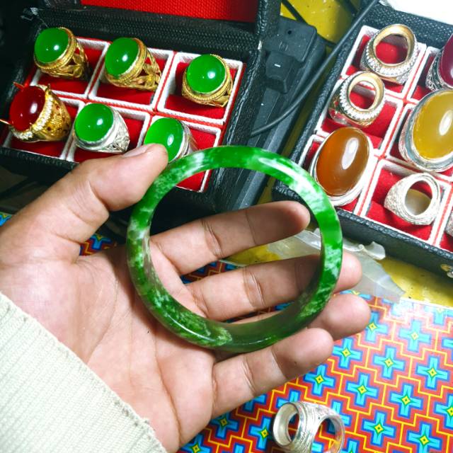 Gelang giok aceh nephrite jade