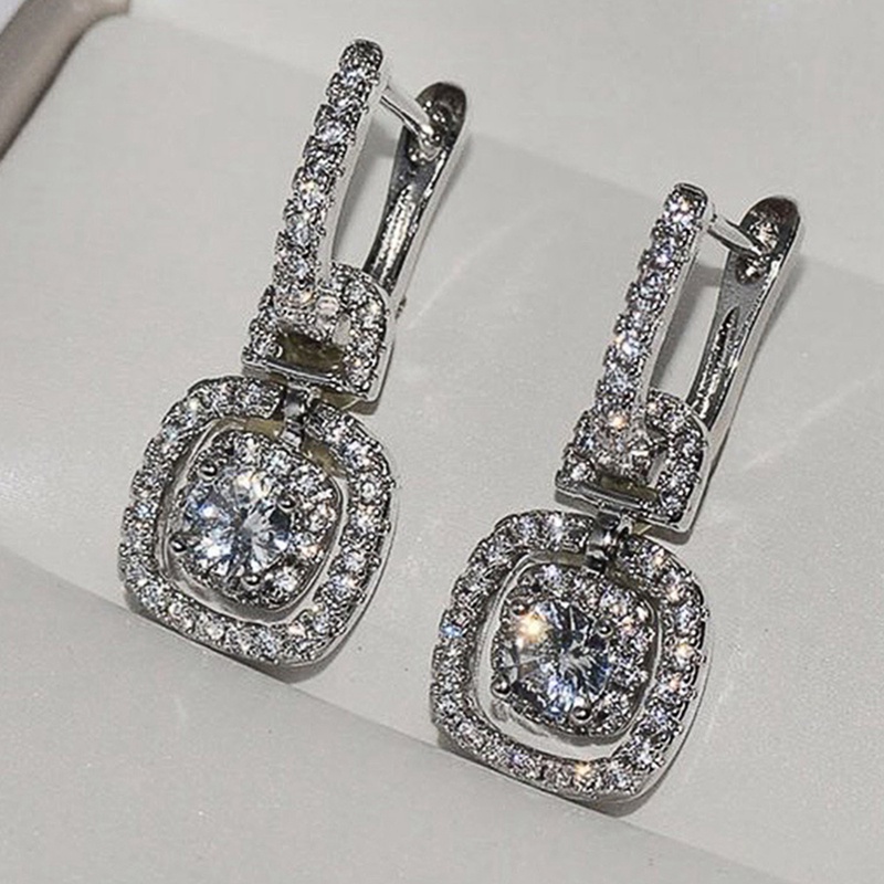 Anting Juntai Bentuk Kunci Aksen Batu Bling Untuk Wanita