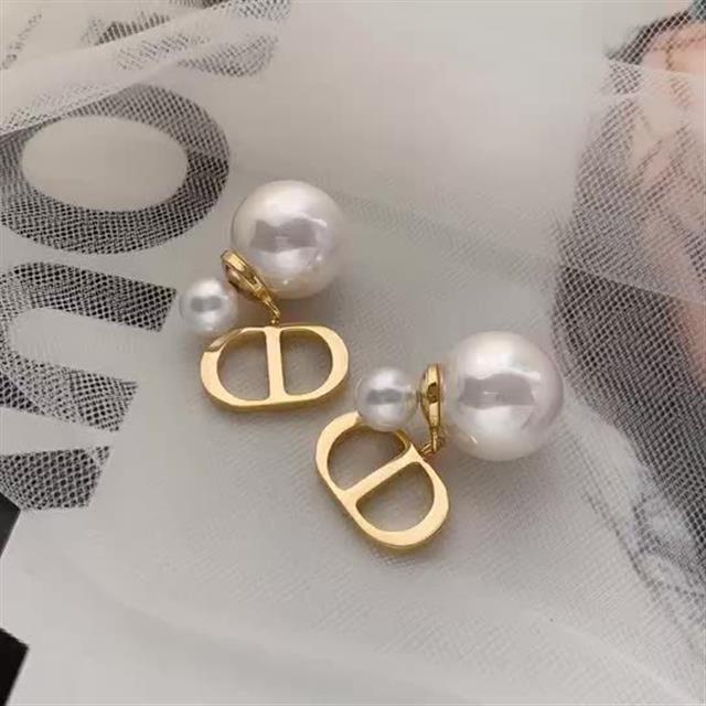 CD mutiara stud anting-anting sederhana gaya dingin sederhana anggun gaya selebriti anting-anting wa