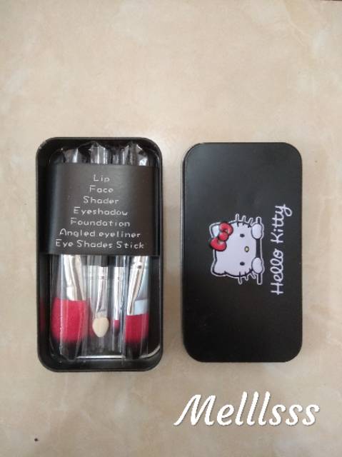 (STOK READY) KUAS/ BRUSH MAKE UP HELLO KITTY