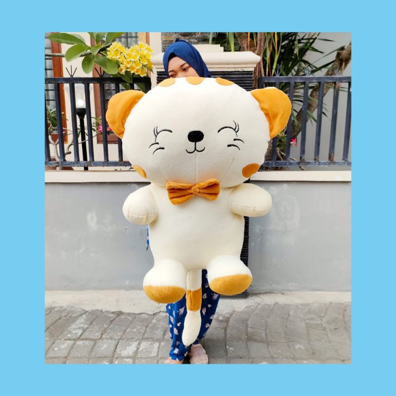 Boneka kucing Kawai bahan sangat empuk