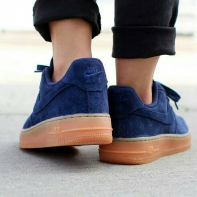 Sepatu Nike Air Force One Pria