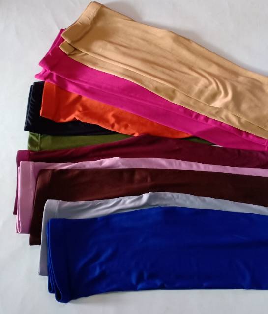 Legging polos pendek/ legging polos 7/8