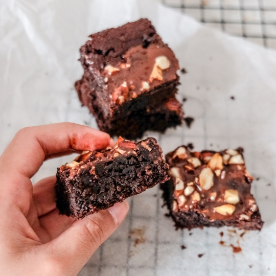 

Brownie Points - GF & Vegan (9x9 150g)
