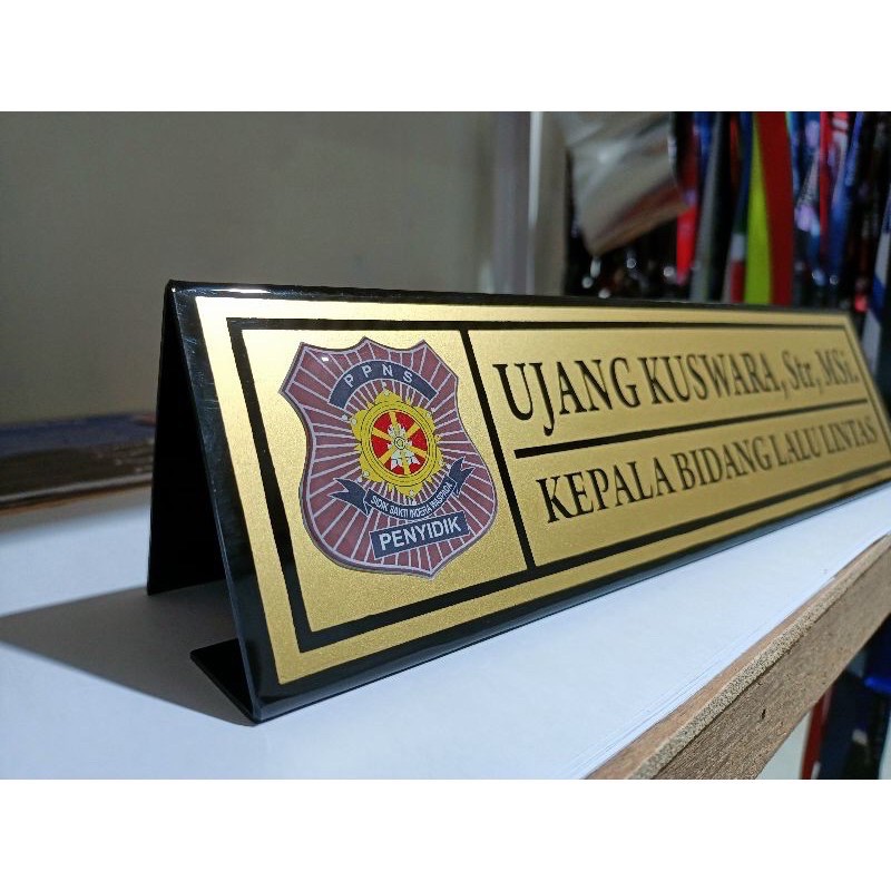 Jual Papan Nama Meja Akrilik Custom Satuan Murah Tahan Lama Gold Silver Indonesiashopee Indonesia 