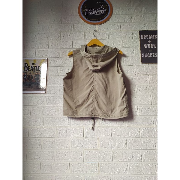 vest columbia second