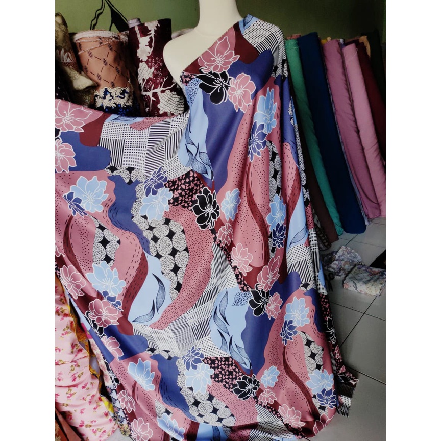 Kain Motif PradaCrepe Tania harga per setengah meter