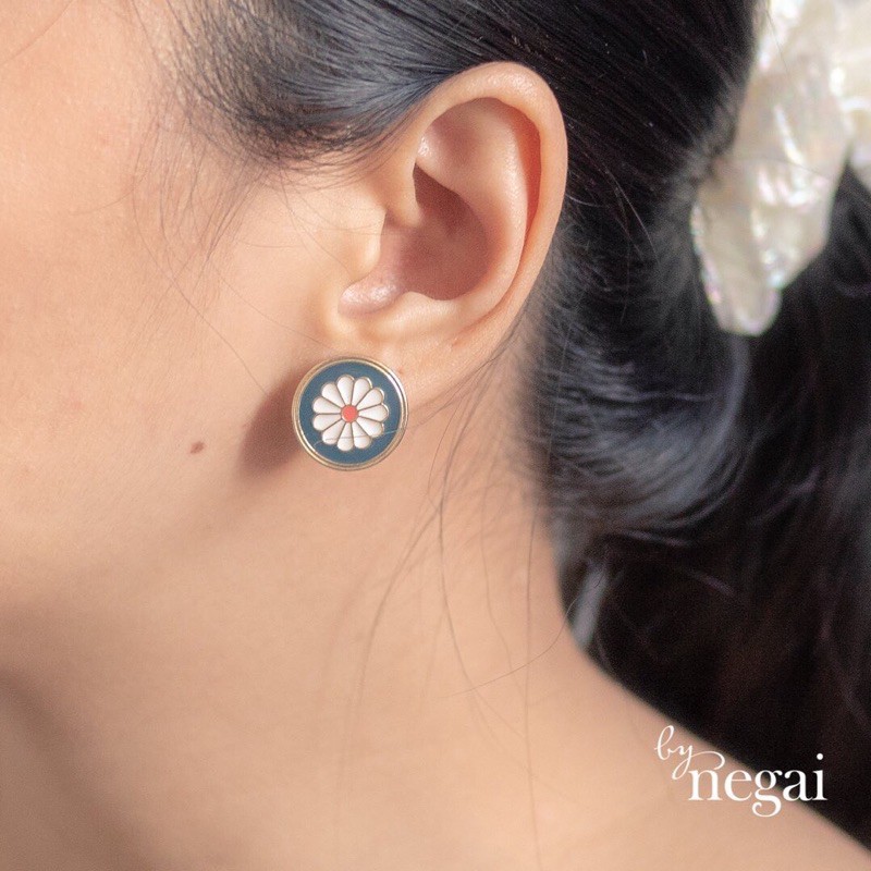 anting tusuk fesyen/ anting tusuk korea / anting tusuk bunga daisy