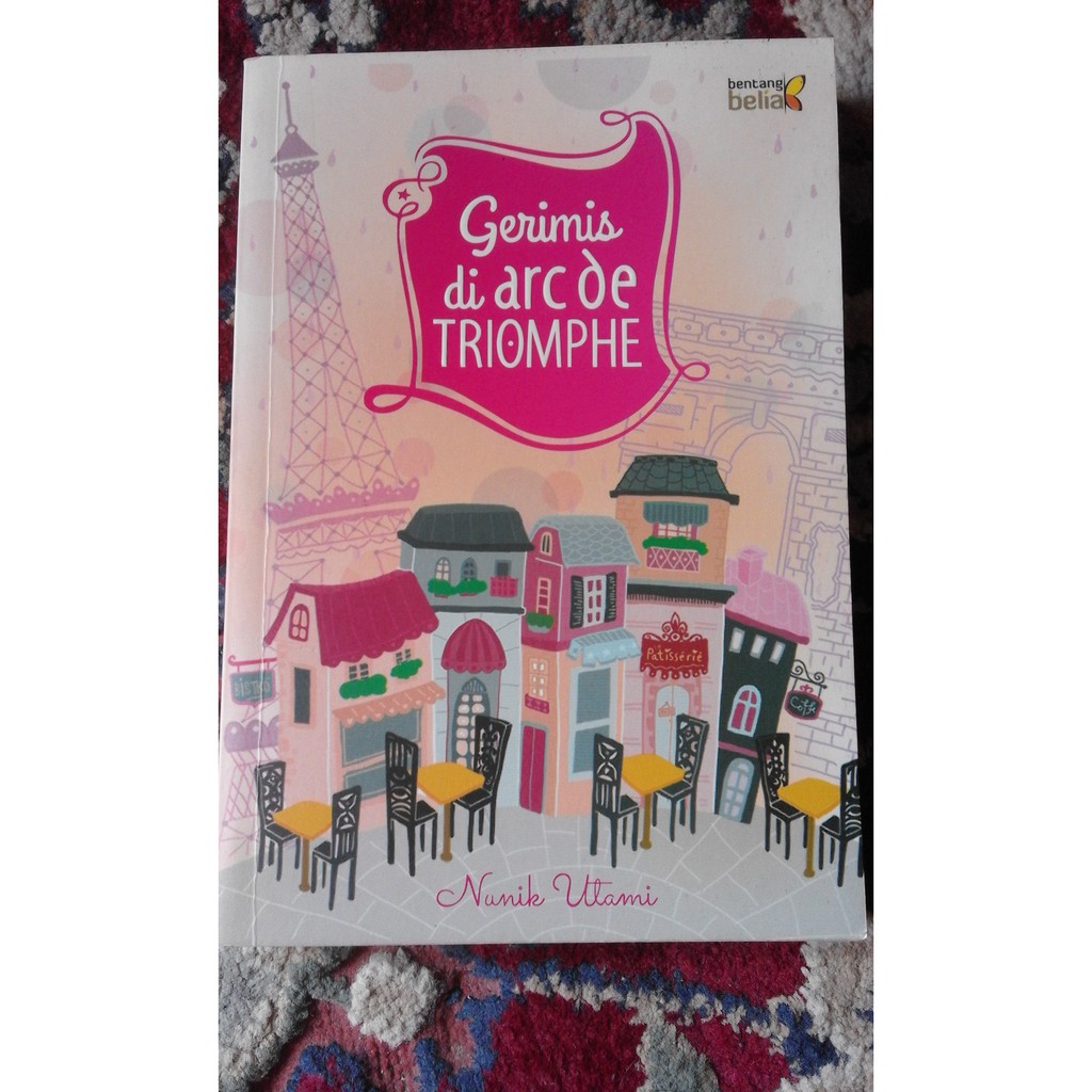 Novel Romance Preloved/Second/Bekas Gerimis di Arc de Triomphe