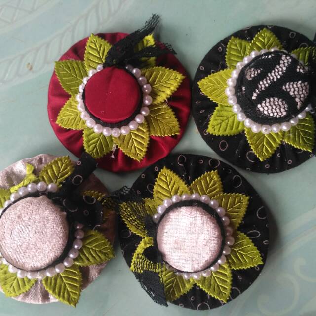 Jepit rambut model topi