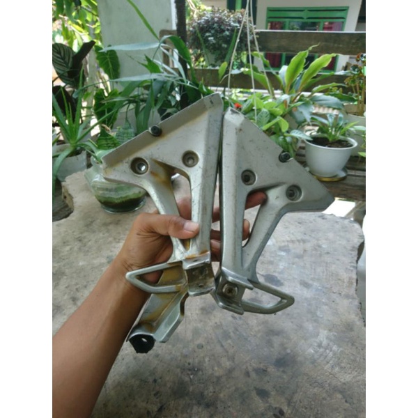 Footstep Step Postep Belakang Honda Blade Racing Original Postep Belakang Blade Racing Original Beka