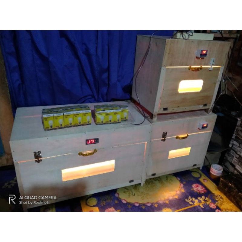 Mesin tetas telur kapasitas 100 manual