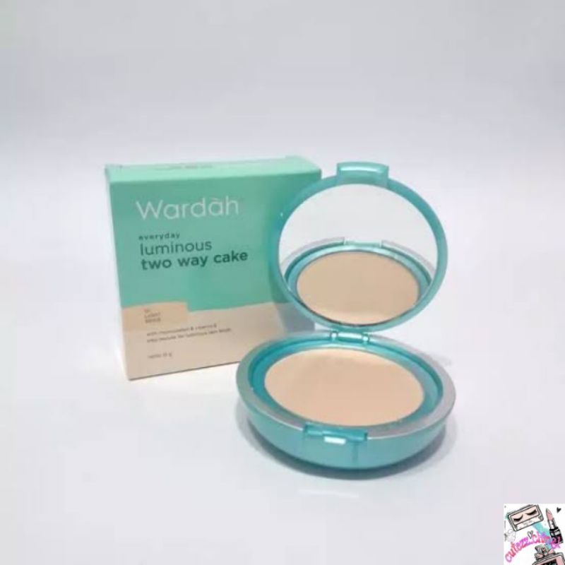☃Cutezz_Ching1☃Wardah Everyday Luminous Two Way Cake 12g - bedak dengan hasil matte yang halus dan ringan