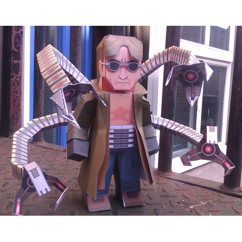 DIY Papercraft Doctor Octopus (Spider-Man 2 Version)