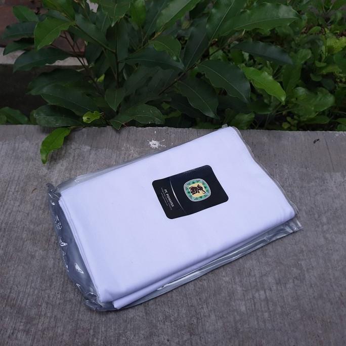 sarung gajah duduk putih polos mika plastik putih