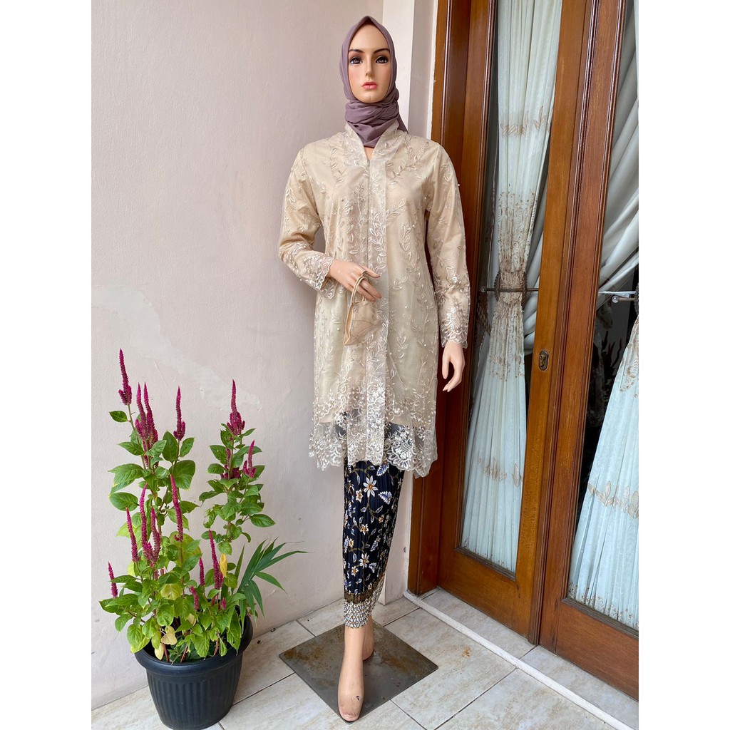 SET KEBAYA KARTINI TUNIK TULLE MUTIARA BORDIR / SET KEBAYA PESTA