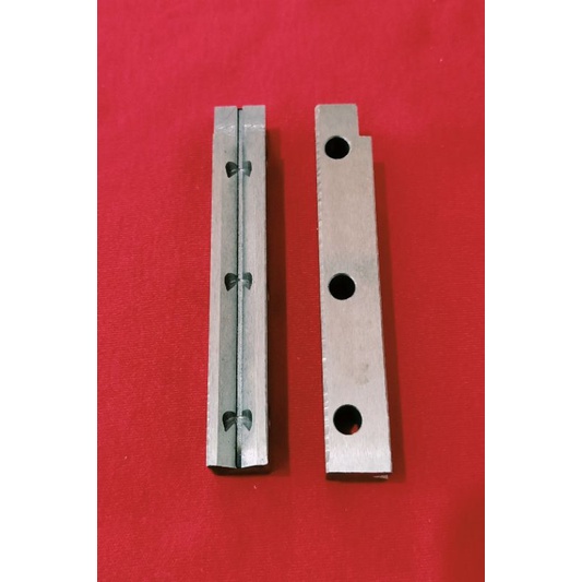 

M-048 M-049 R.H Guide / L.H Guide Mesin Potong
