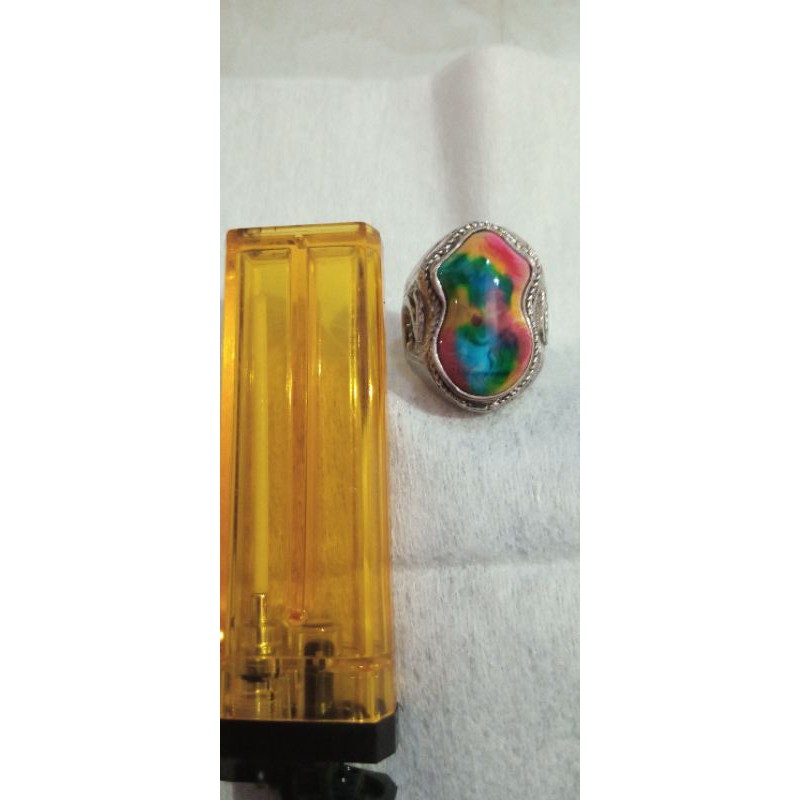 Batu rubah pancawarna pelangi banyuwangi