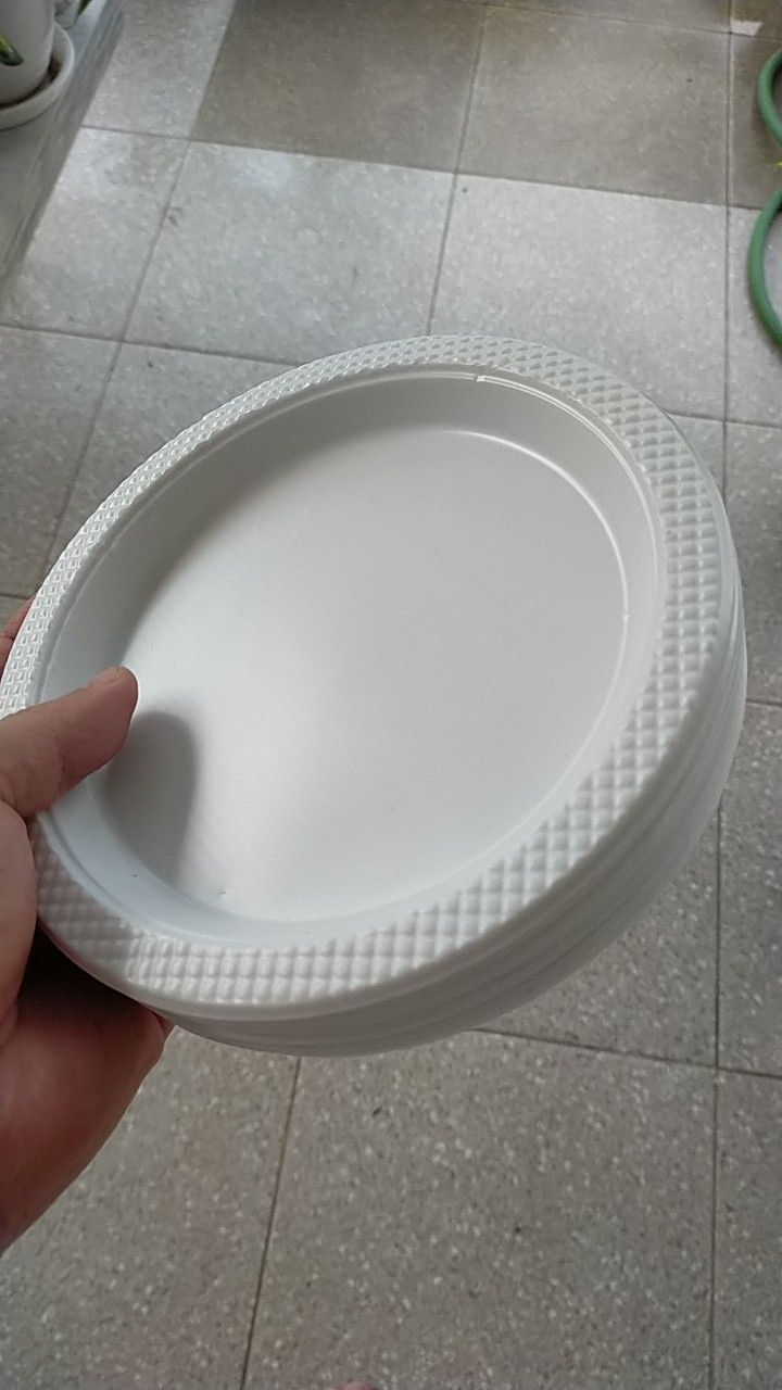 Piring Plastik Sedang P7 Isi 50 Pcs - Piring Makan - Piring Plastik Kue