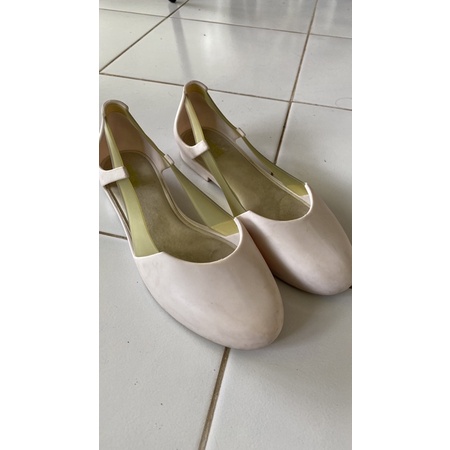 Melissa Greta Ad White size 38 Preloved Original