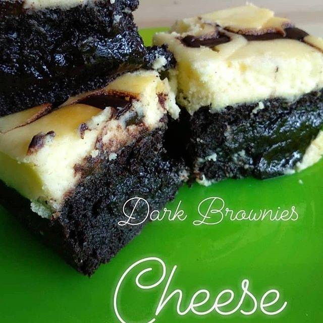 

Dark Brownies Cheese Melt ..