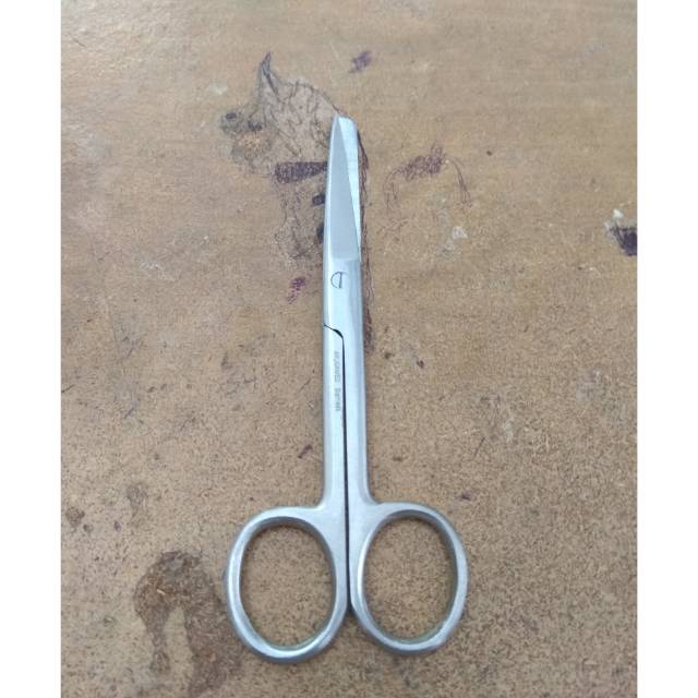 

Gunting tajam tumpul lurus 14cm ku