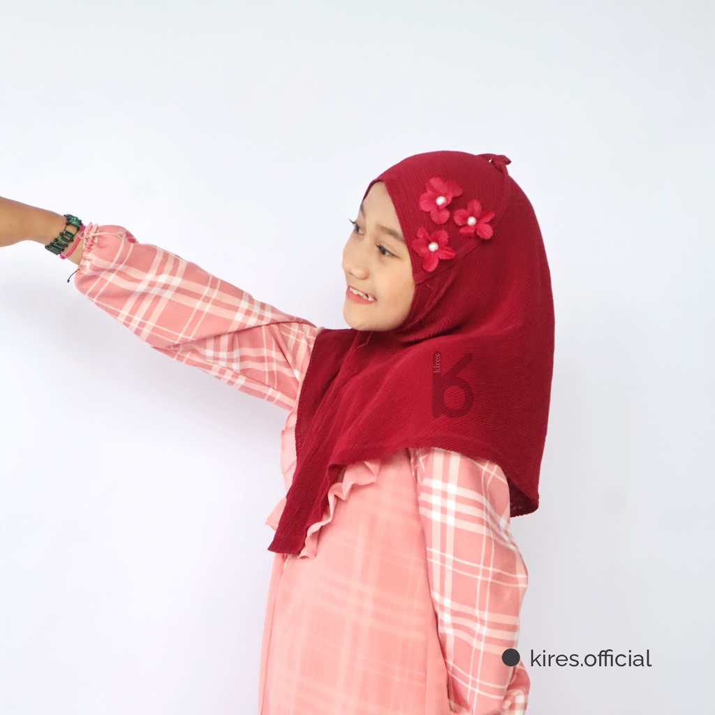 Jilbab Instan / Khimar Anak Plisket + Bunga Mutiara