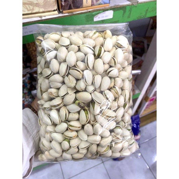 

pistachio/kacang tertawa