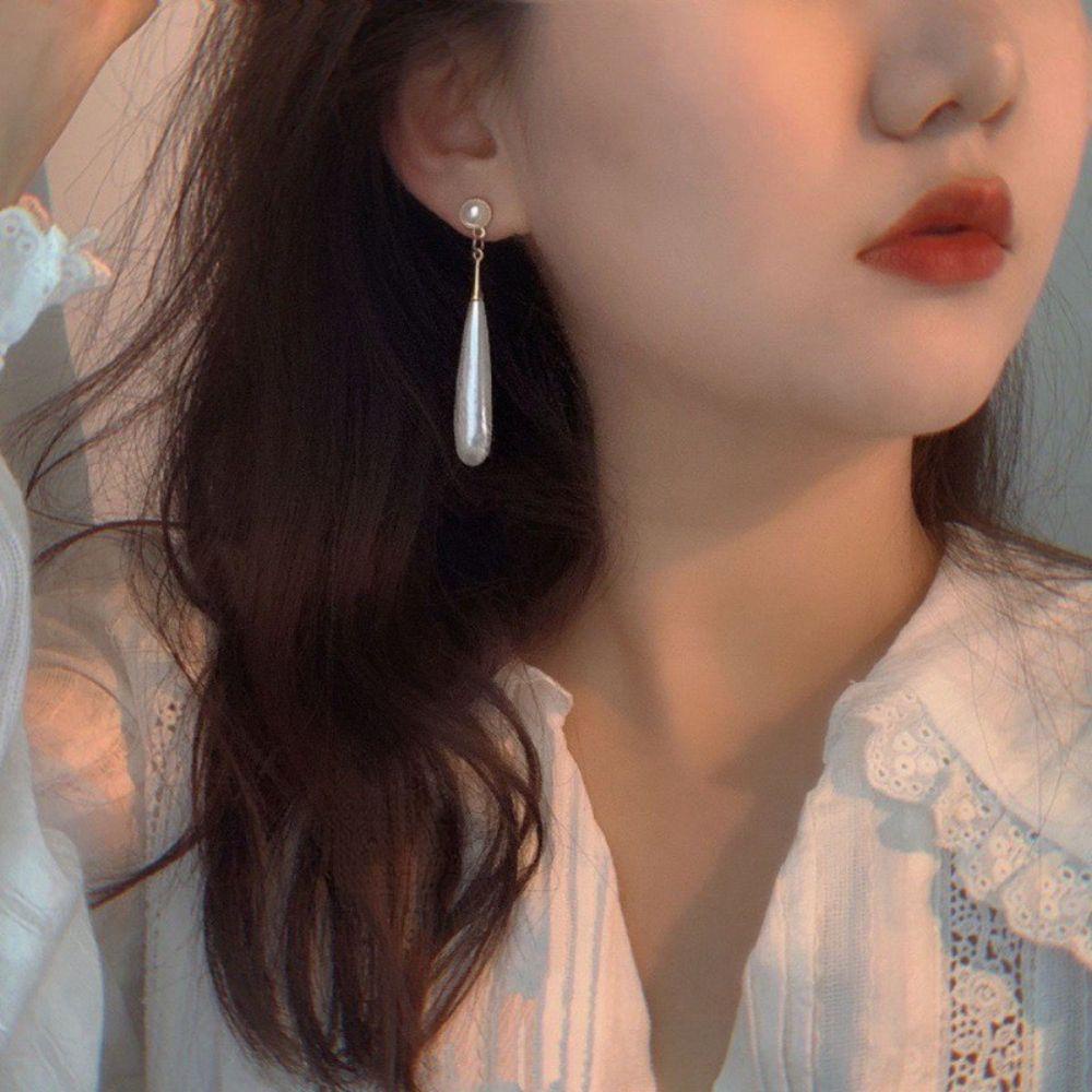 Needway   Drop Menjuntai Anting Klasik Vintage Mutiara Hadiah Indah Pengantin Baroque Pendant Earrings