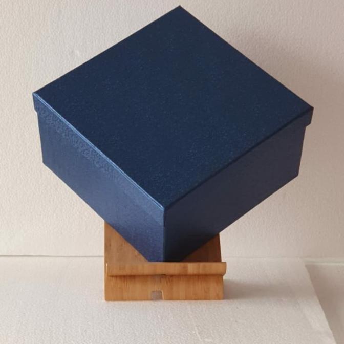 

Sale!!! Kotak Kado / Kotak Hadiah / Gift Box Jumbo Type A Embose Royal Blue - Paling Diminati